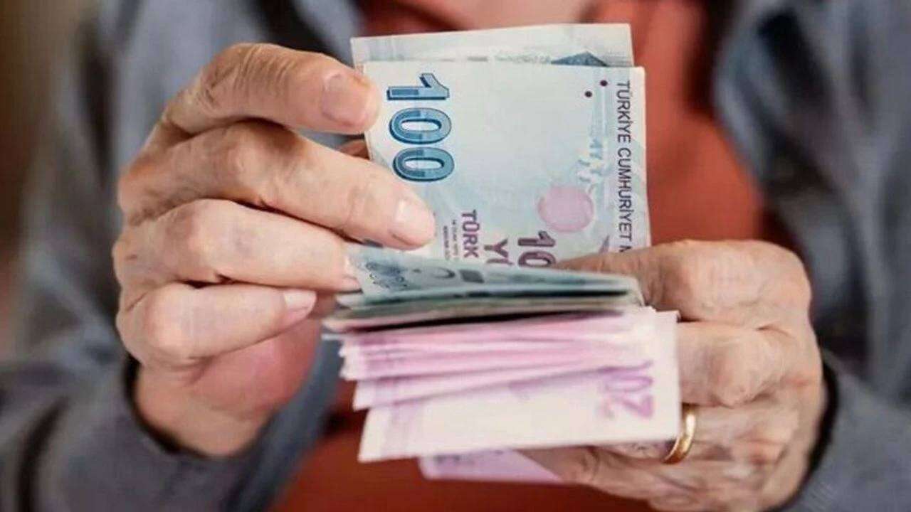 SGK uzmanı İsa Karakaş üstüne basa basa açıkladı: Yüksek emekli maaşı alacaklar! Bu detayı kaçırmayın 8